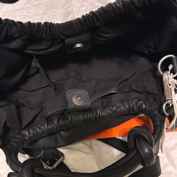 Free people Elegant Black Leather Handbag - Picture 3 of 4